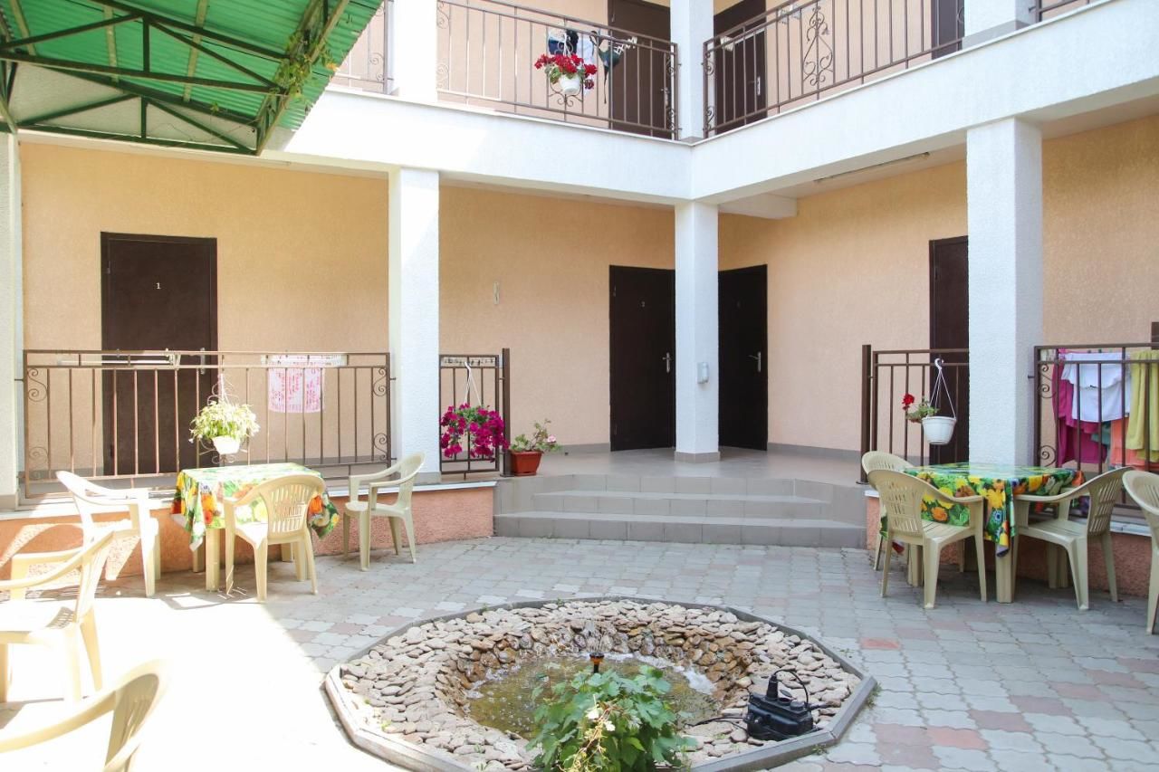 Отель Hotel Kings Zatoka Затока-4