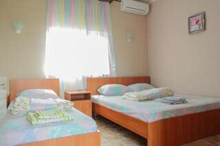 Отель Hotel Kings Zatoka Затока Четырехместный номер "Комфорт"-3