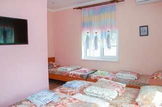 Отель Hotel Kings Zatoka Затока Семейный номер-3